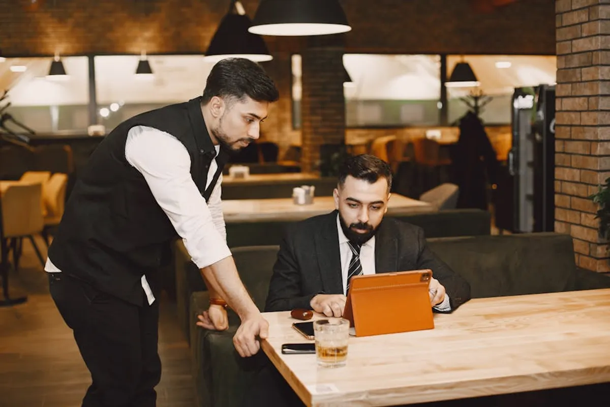 How to Improve Client Communication in Consulting