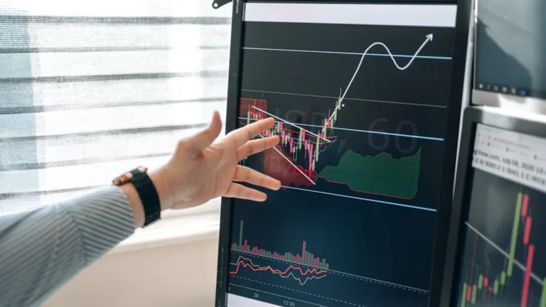 Intc Stock: Price, Outlook, Risks, and Market Signals